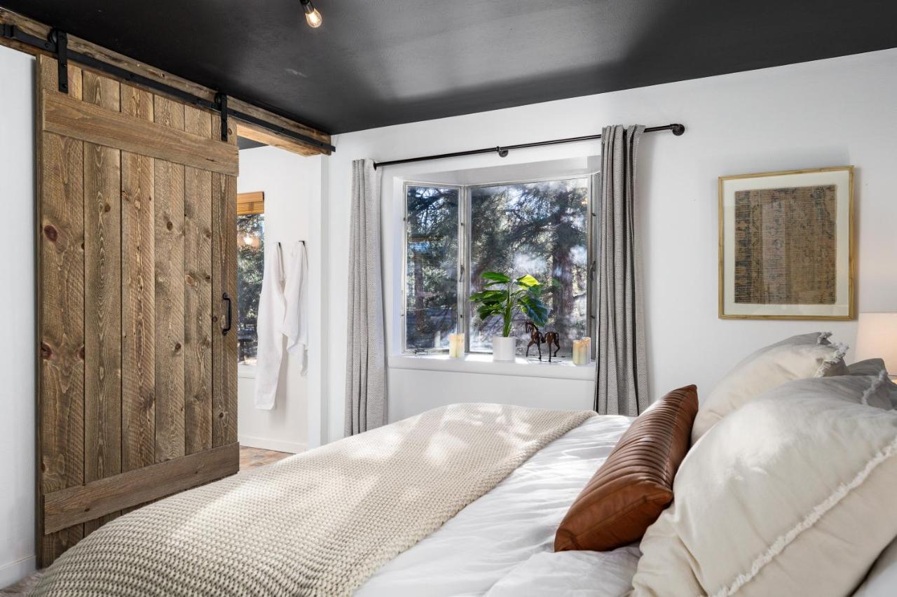 The Modern Mountaineer Villa Bailey Bagian luar foto